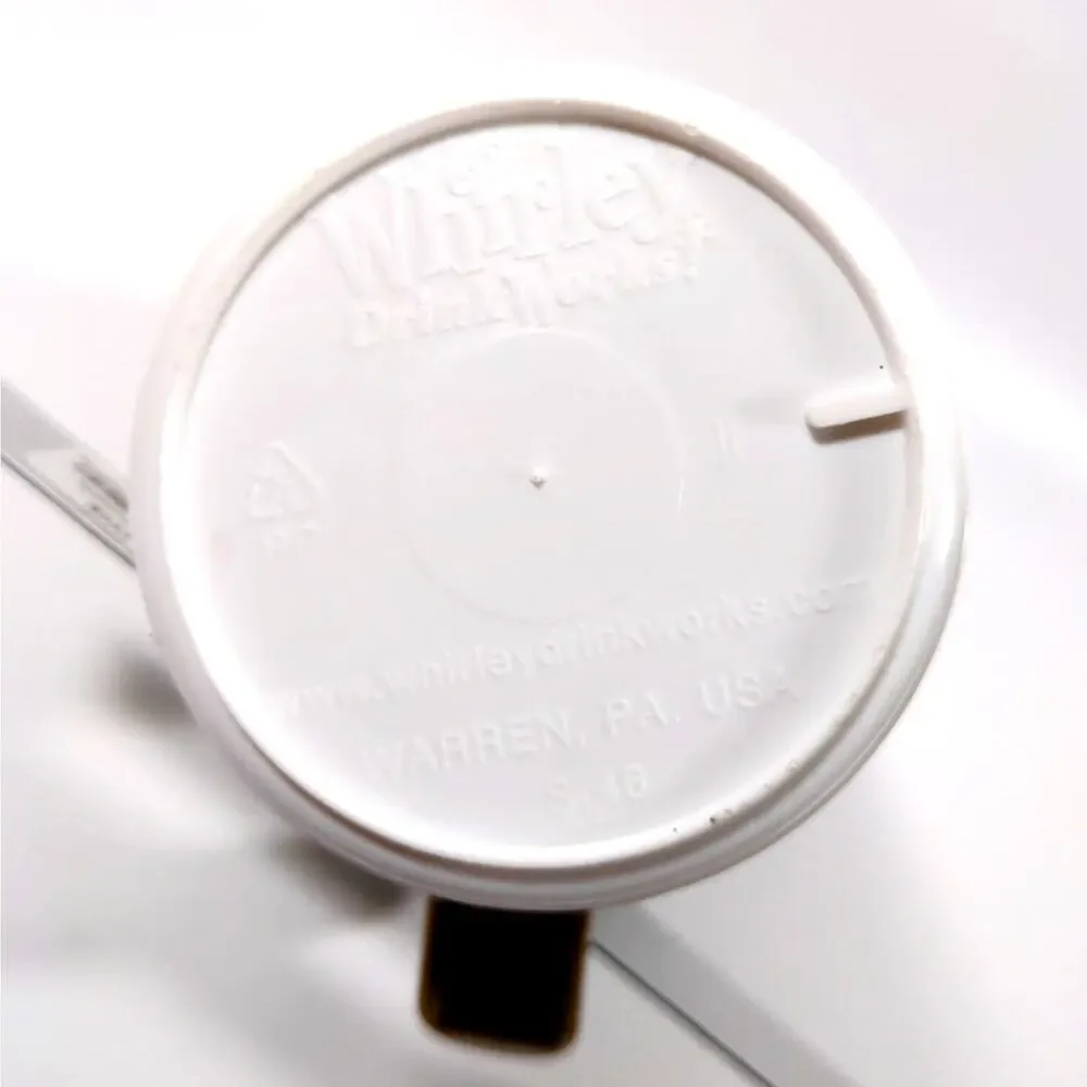 VTG Whirley Drink Works Notre Dame Fighting Irish Plastic Collector Cup Straw